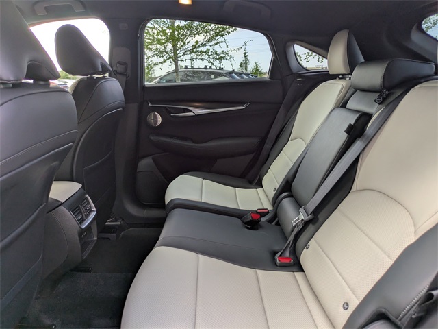 2025 Infiniti QX55 Essential photo 14
