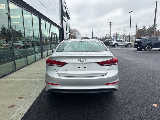 2018 Hyundai Elantra GT Base photo 2