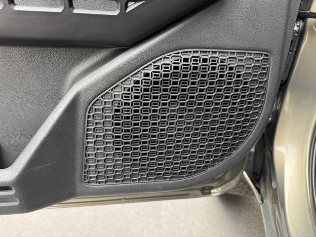 2025 Toyota Tacoma TRD 4x4 photo 12