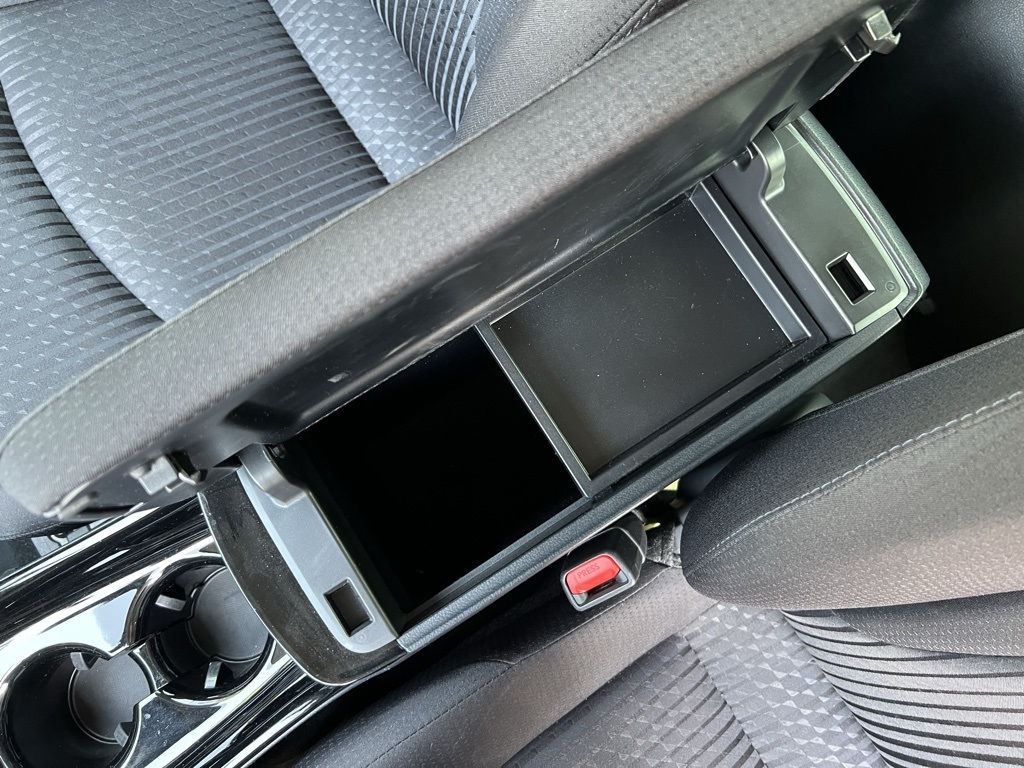 2019 Toyota Prius Prime Plus Premium Advanced photo 22