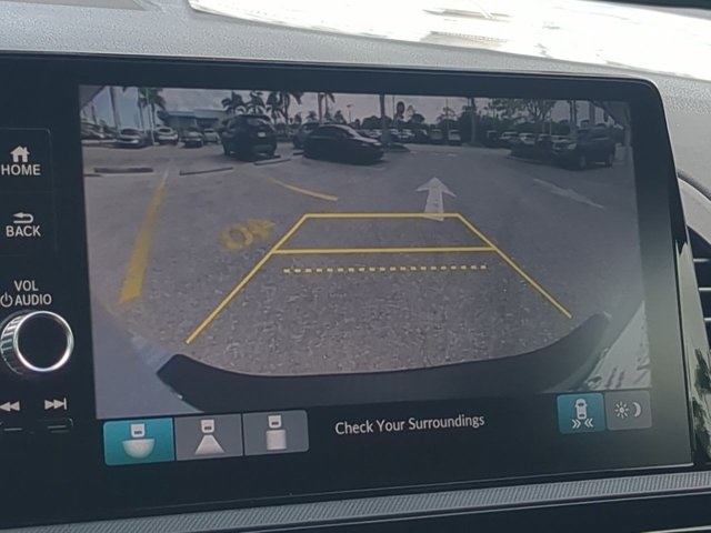 2026 Honda Odyssey photo 18
