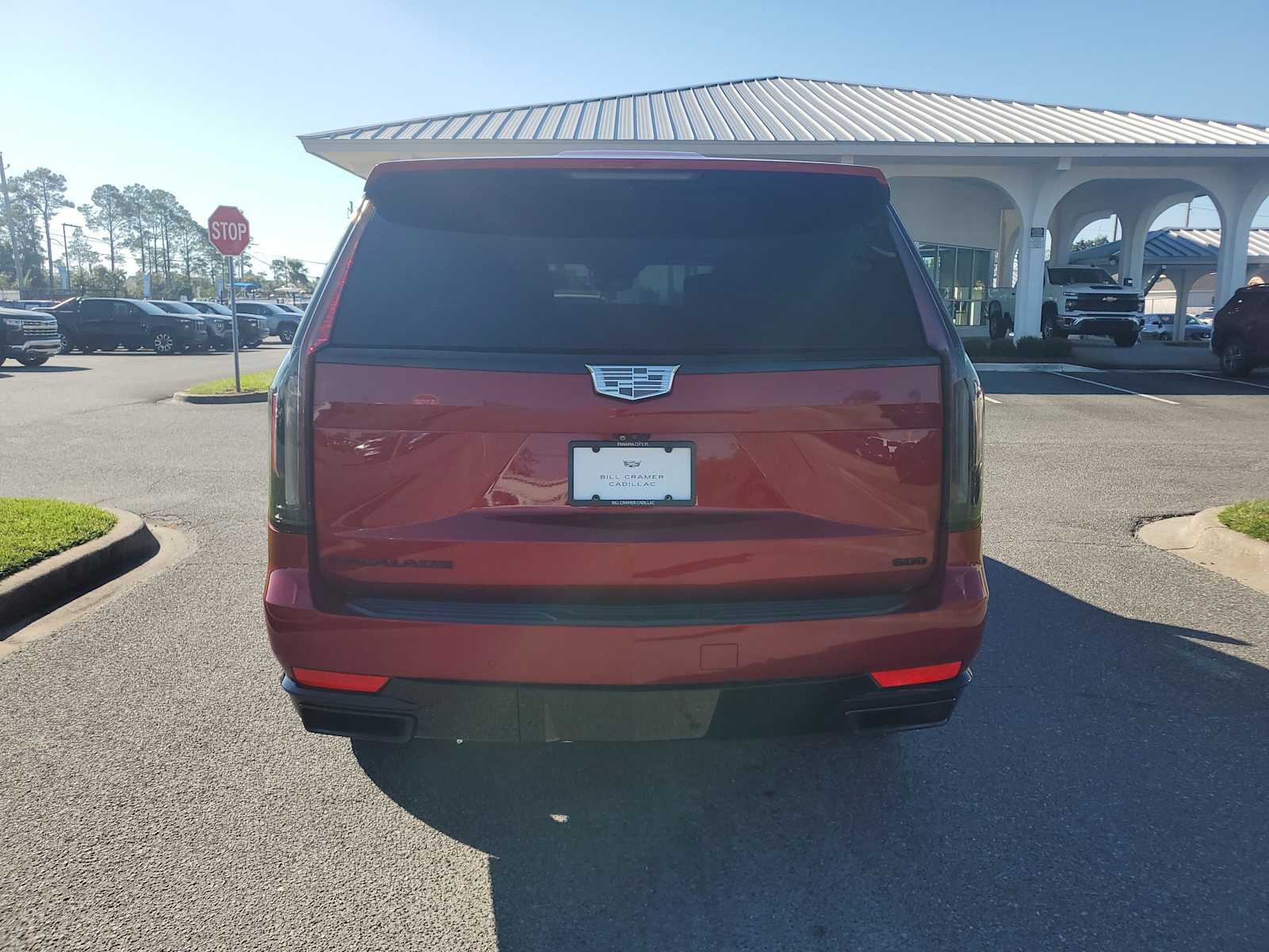2022 Cadillac Escalade Sport photo 3