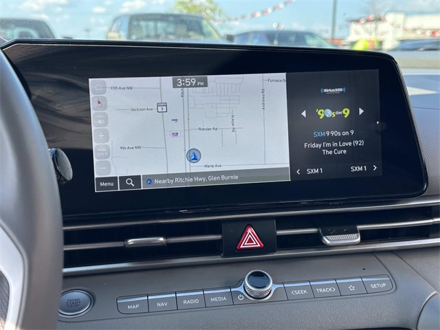 2023 Hyundai Elantra SEL Convenience photo 3