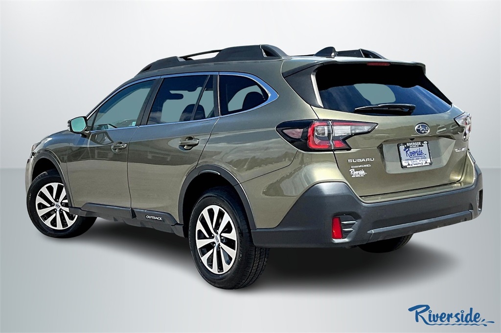 2022 Subaru Outback Premium photo 2