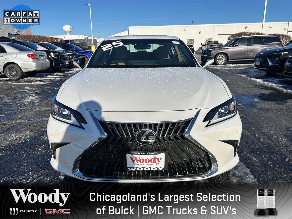 2025 LEXUS ES - Image 2