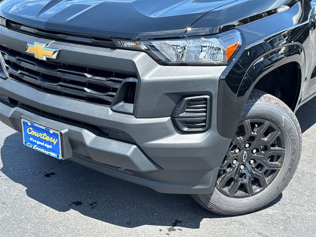 2026 Chevrolet Colorado Work Truck photo 3