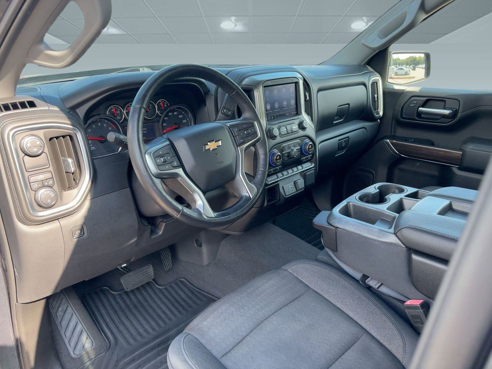 2019 Chevrolet Silverado 1500 LT photo 4