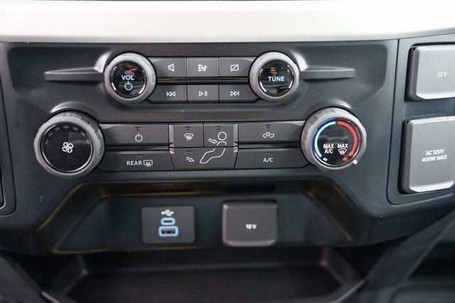 2023 FORD F-550 - Image 35