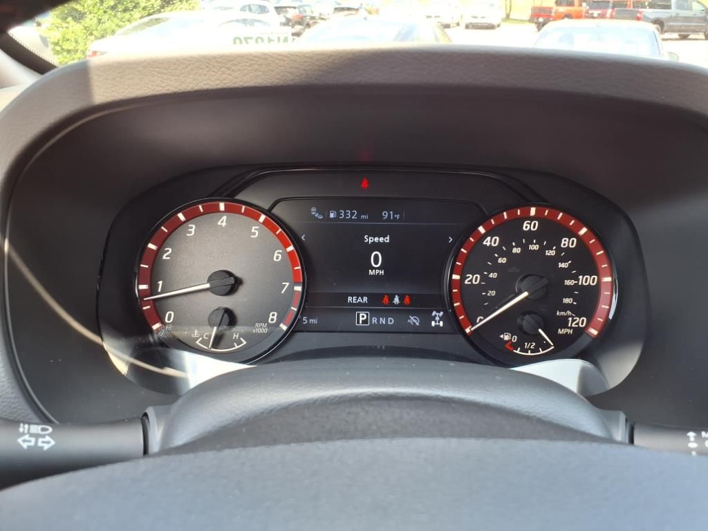 2025 Nissan Frontier PRO-4X photo 13