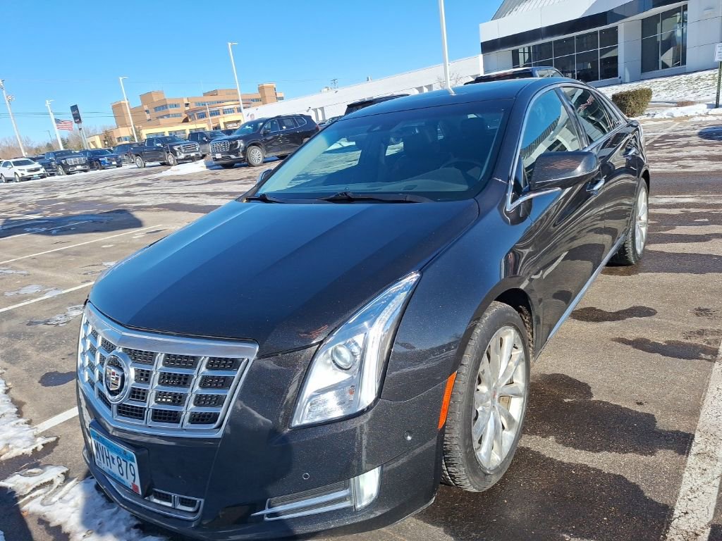 Used 2014 Cadillac XTS Luxury Collection with VIN 2G61M5S33E9200075 for sale in Inver Grove Heights, Minnesota