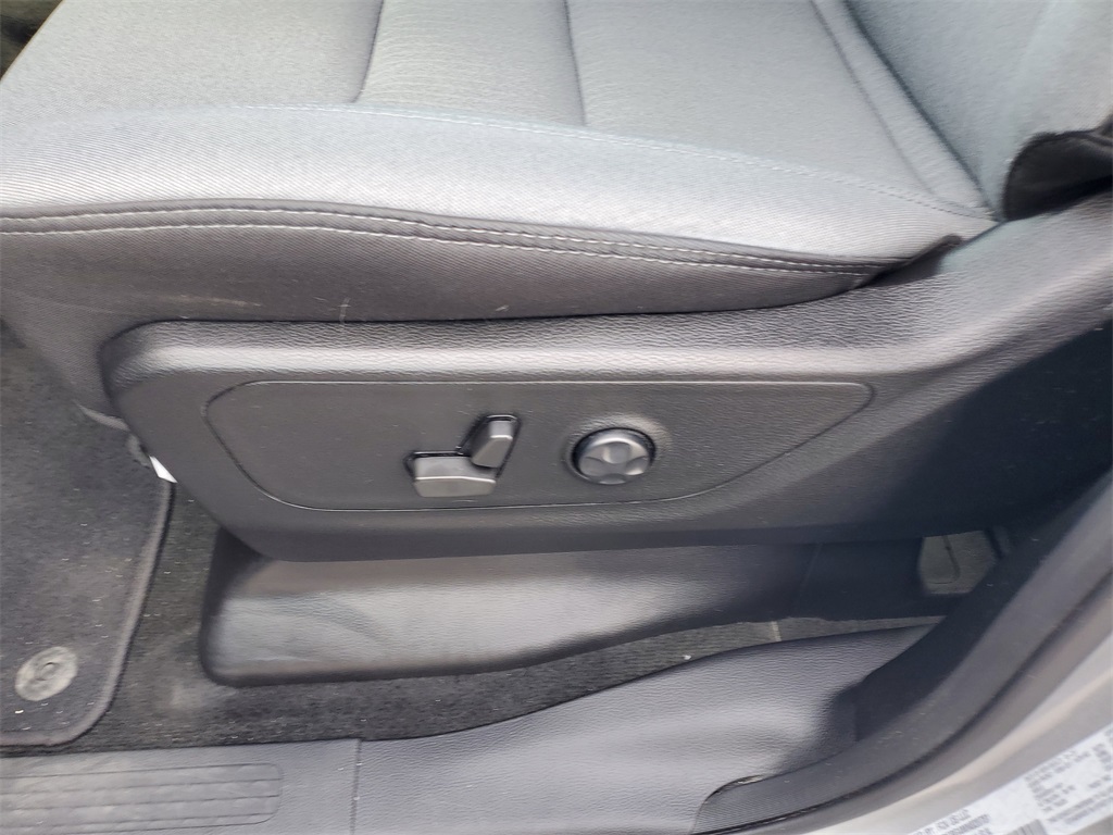 2021 Ram 1500 Big Horn Lone Star photo 13