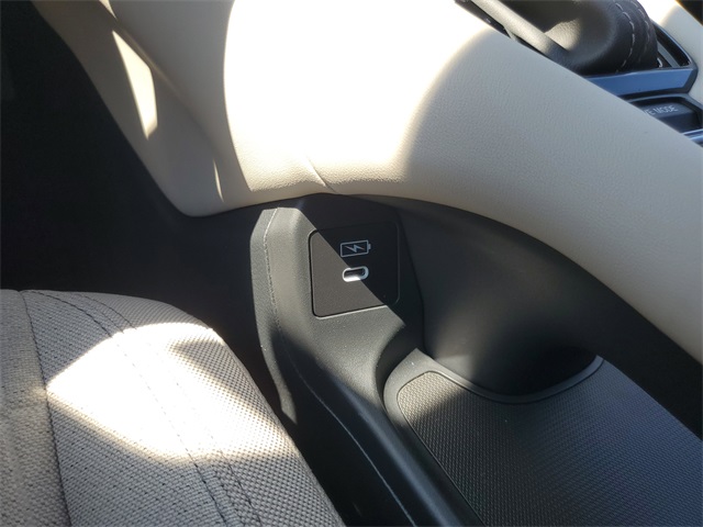 2026 Honda HR-V LX photo 23