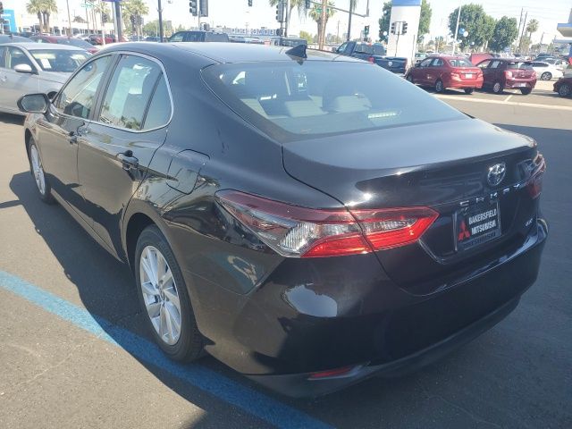 2023 Toyota Camry LE photo 6
