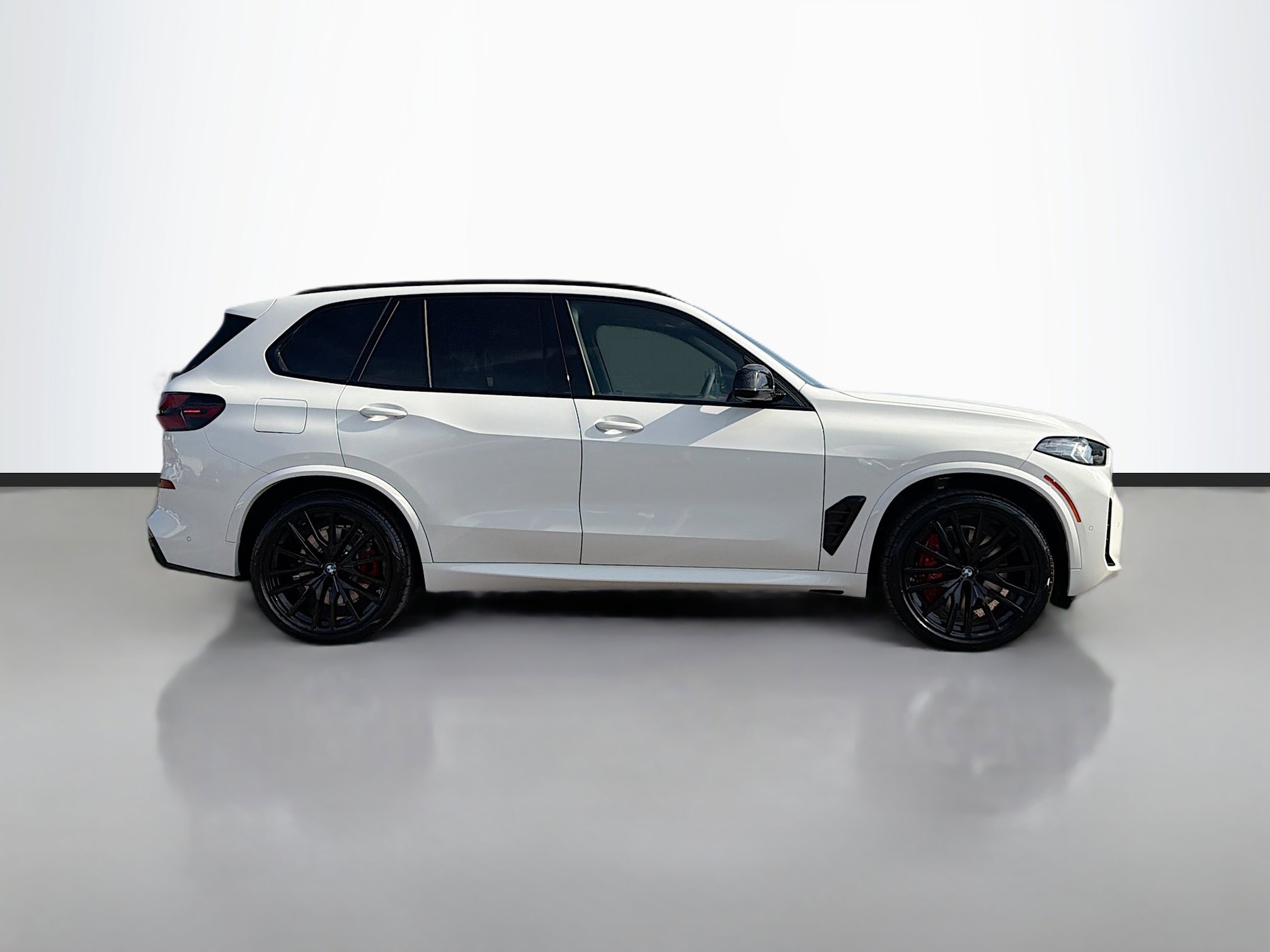 2026 Bmw X5 M60i photo 2