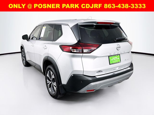 2022 Nissan Rogue SV photo 4