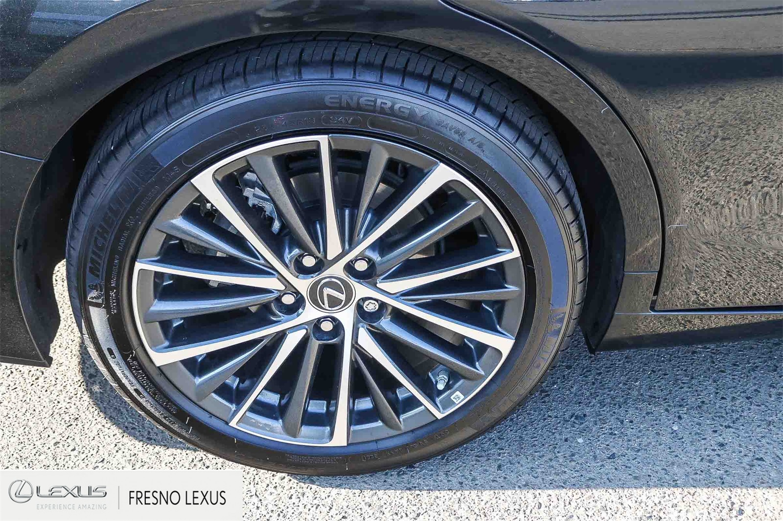 2022 Lexus ES 350 photo 7