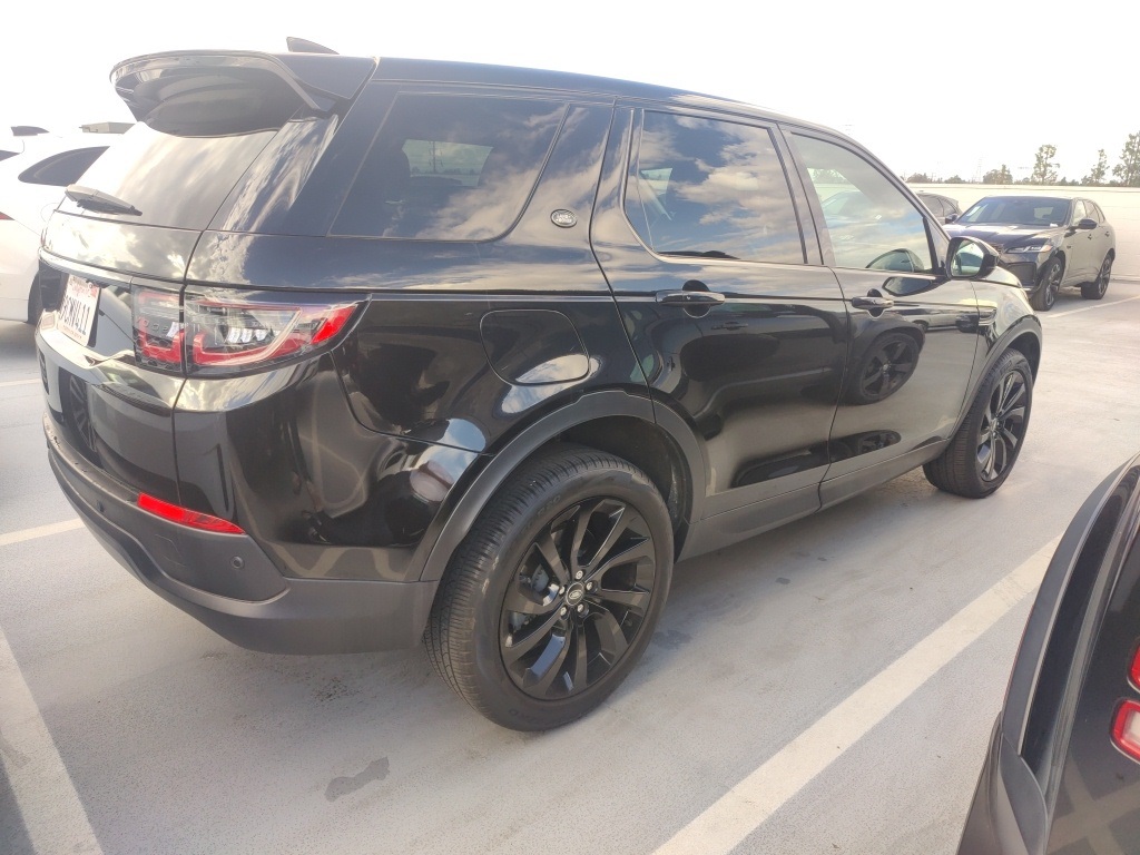 2023 Land Rover Discovery Sport S photo 3