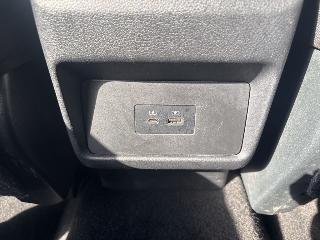 2023 Nissan Rogue SV photo 31