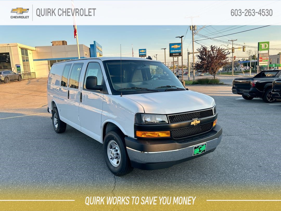 2025 Chevrolet Express Cargo Work Van's photo