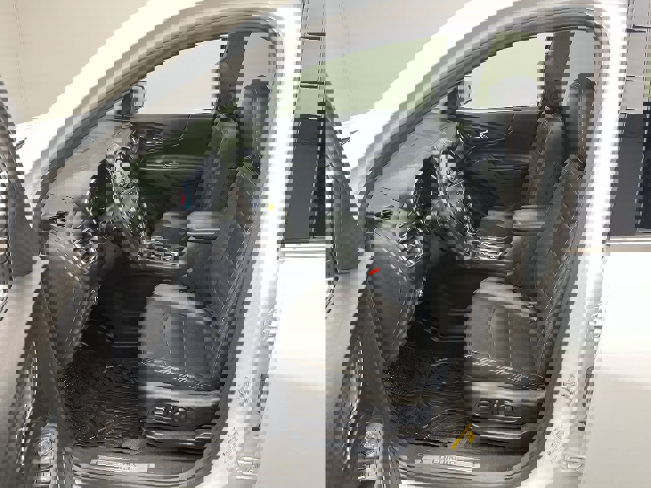 2018 Chevrolet Equinox Premier photo 3