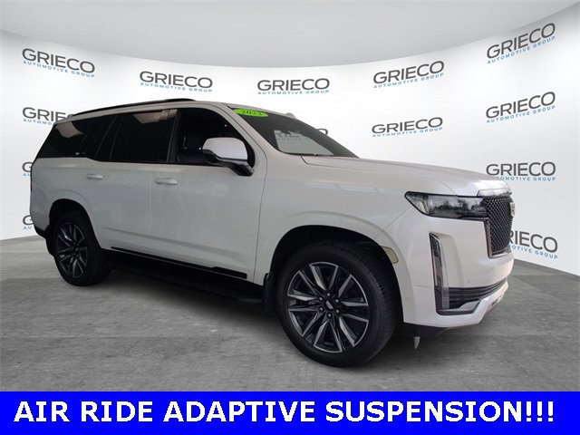 2022 Cadillac Escalade Sport's photo