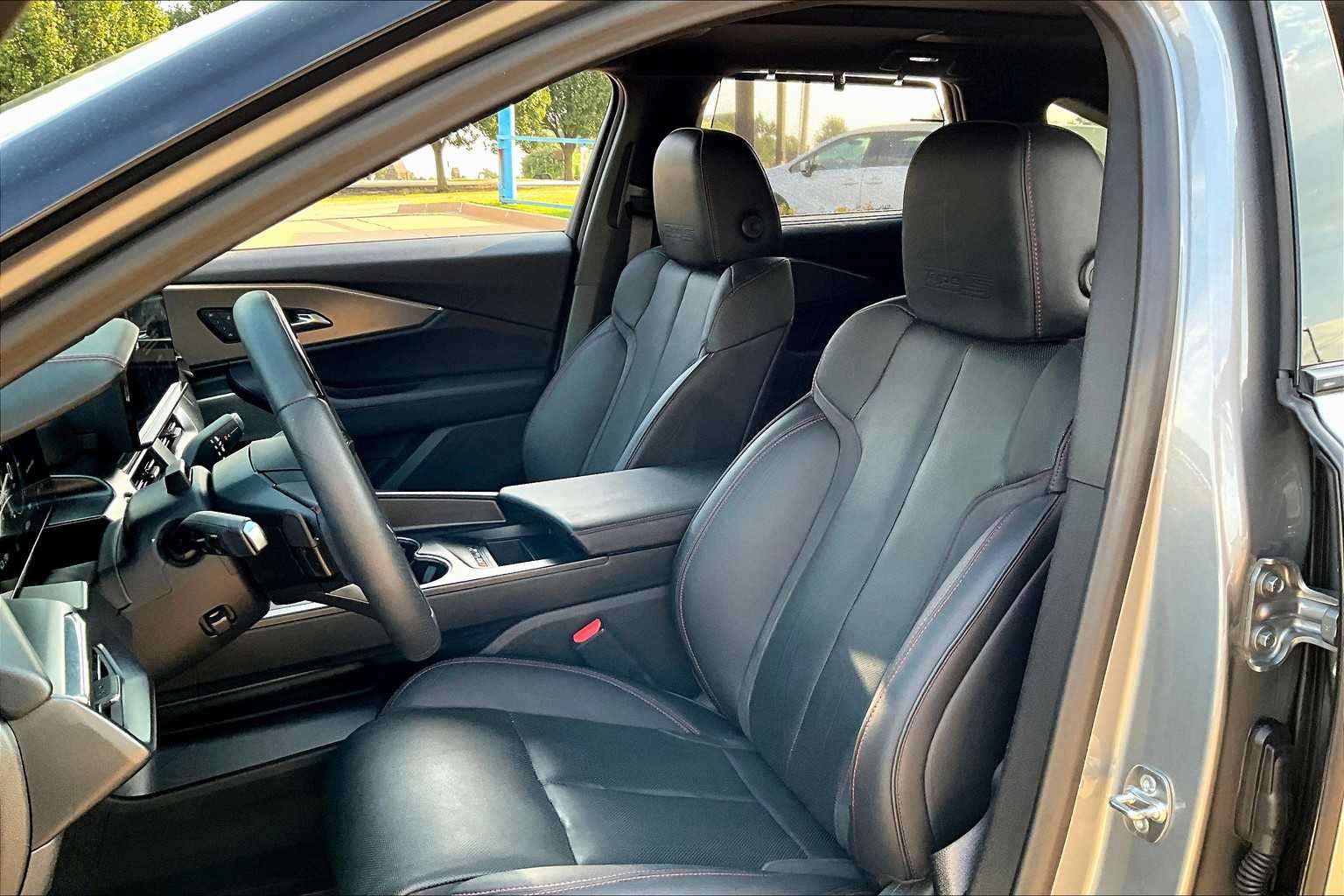 2024 Acura ZDX Type S photo 7