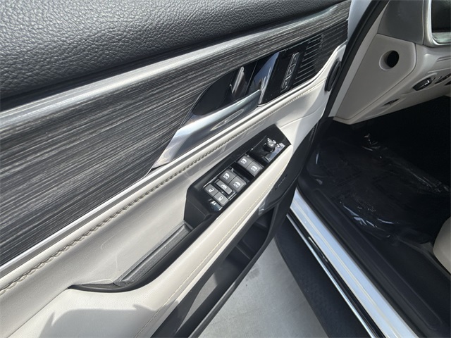 2023 Jeep Wagoneer Series III photo 11