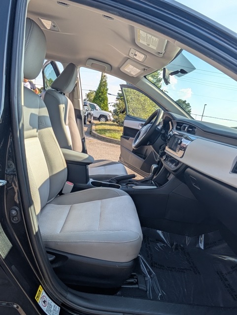 2014 Toyota Corolla L photo 16