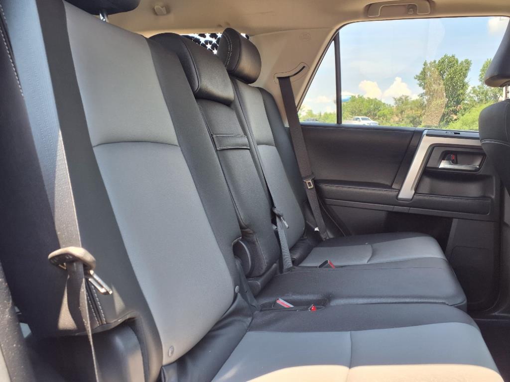 2021 Toyota 4Runner SR5 Premium photo 11