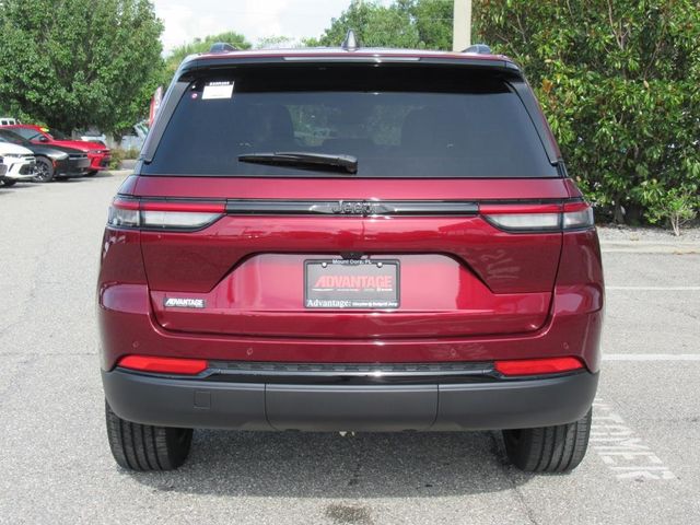 2025 Jeep Grand Cherokee Altitude X photo 5