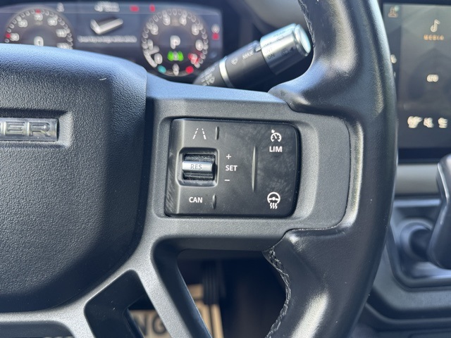 2022 Land Rover Defender 110 X-Dynamic SE photo 27