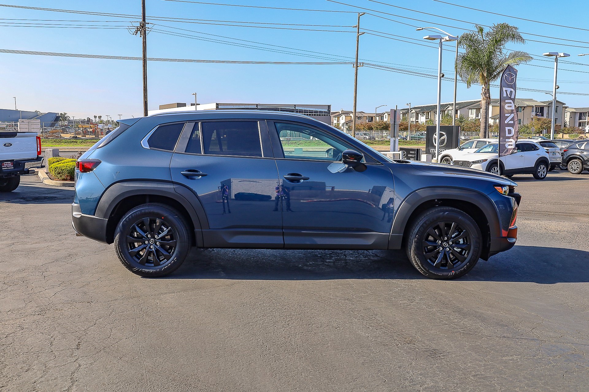 2025 Mazda CX-50 Premium photo 2