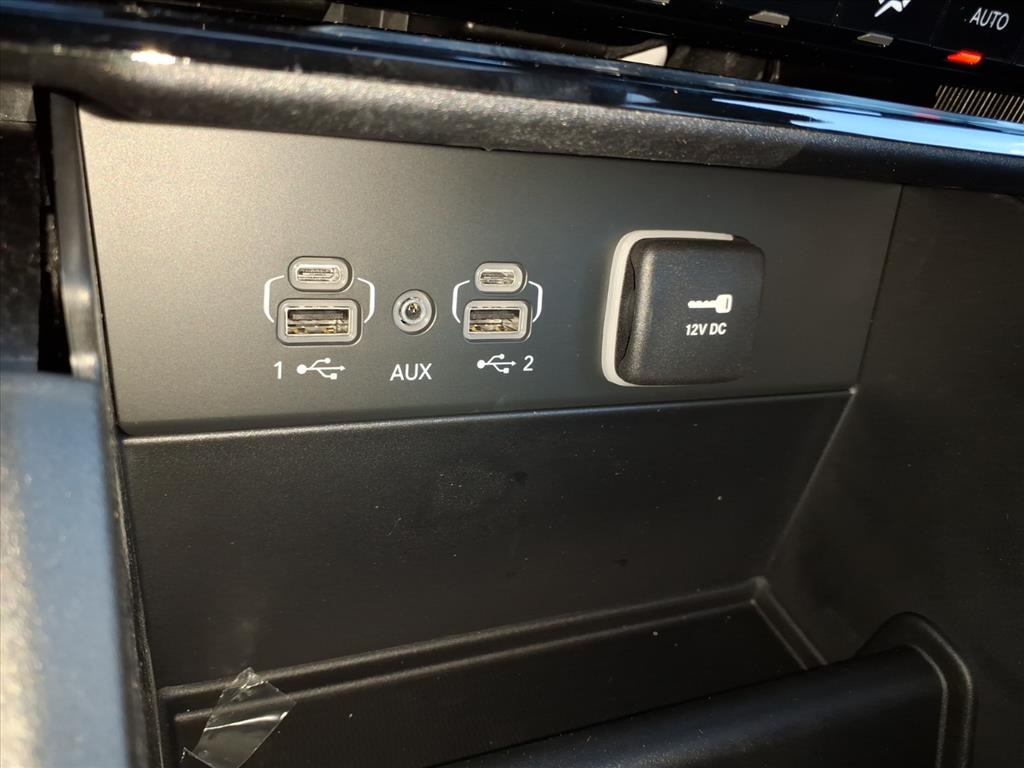 2025 Jeep Grand Cherokee Limited photo 18