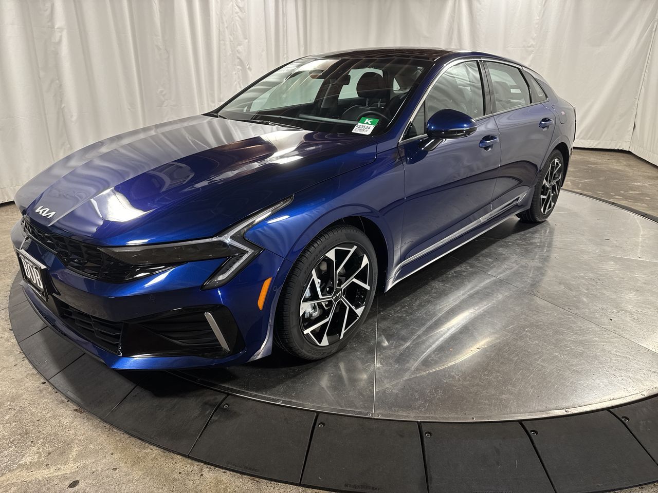 2025 Kia K5 EX's photo