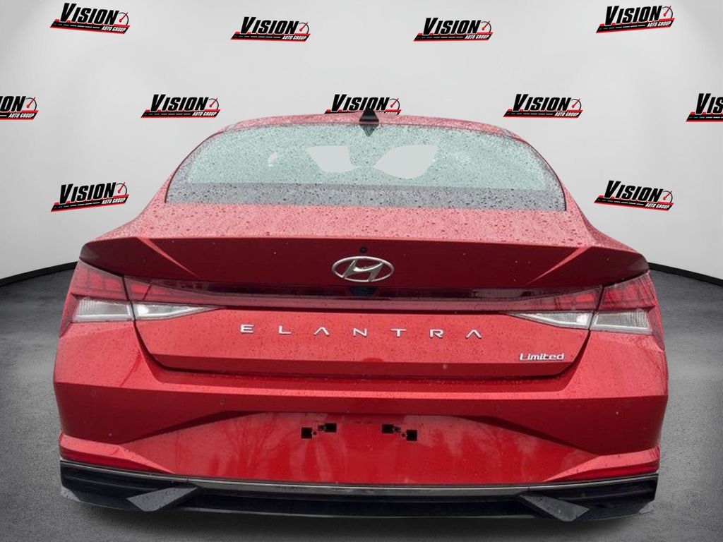 2022 Hyundai Elantra Limited photo 7