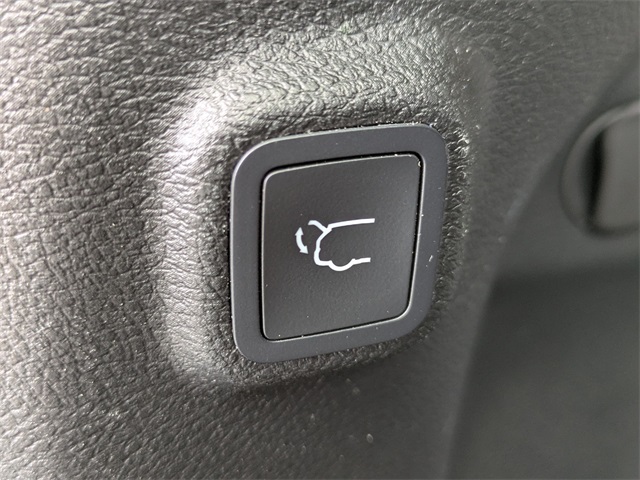 2023 Jeep Cherokee Altitude photo 24