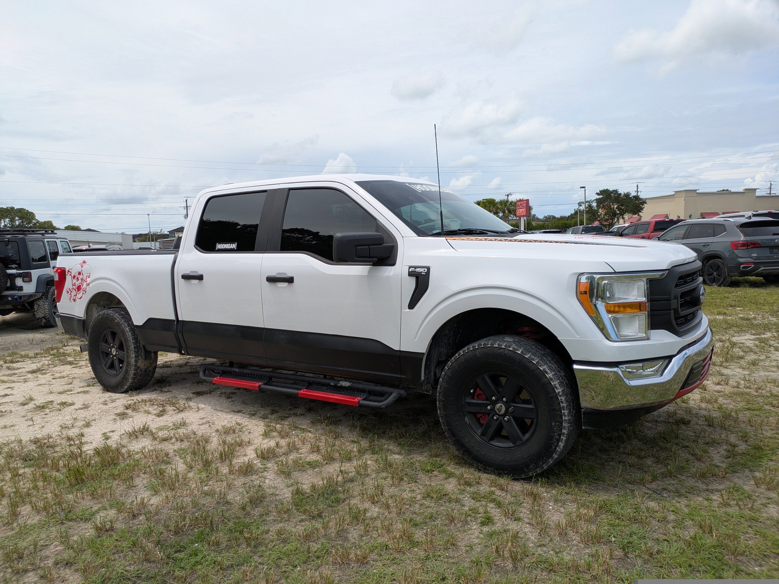 2021 Ford F-150 XL photo 2