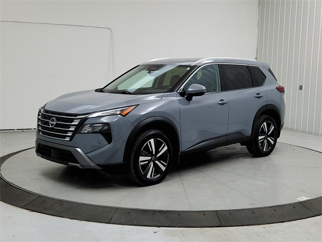 2024 Nissan Rogue SL photo 3