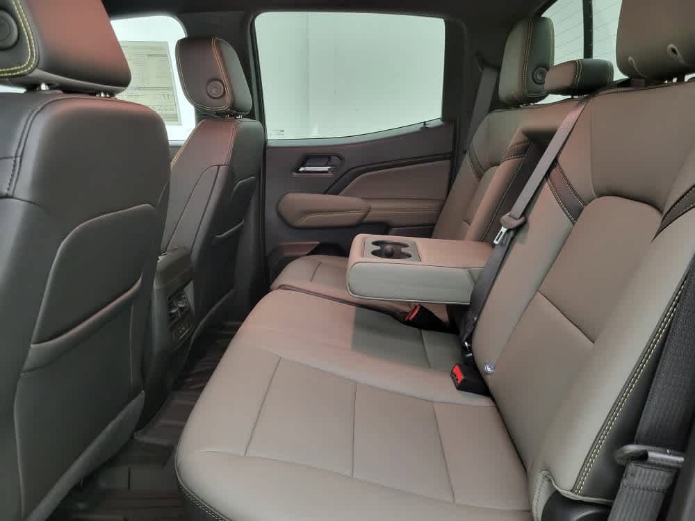 2026 Chevrolet Colorado ZR2 photo 40