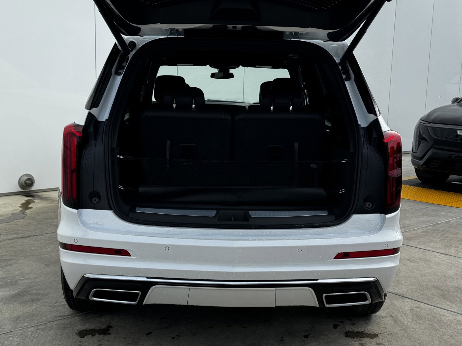 2025 Cadillac XT6 Luxury photo 9