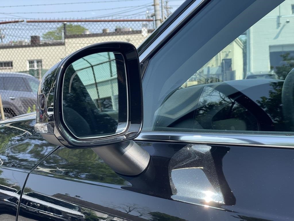2023 Volvo XC90 Plus photo 24