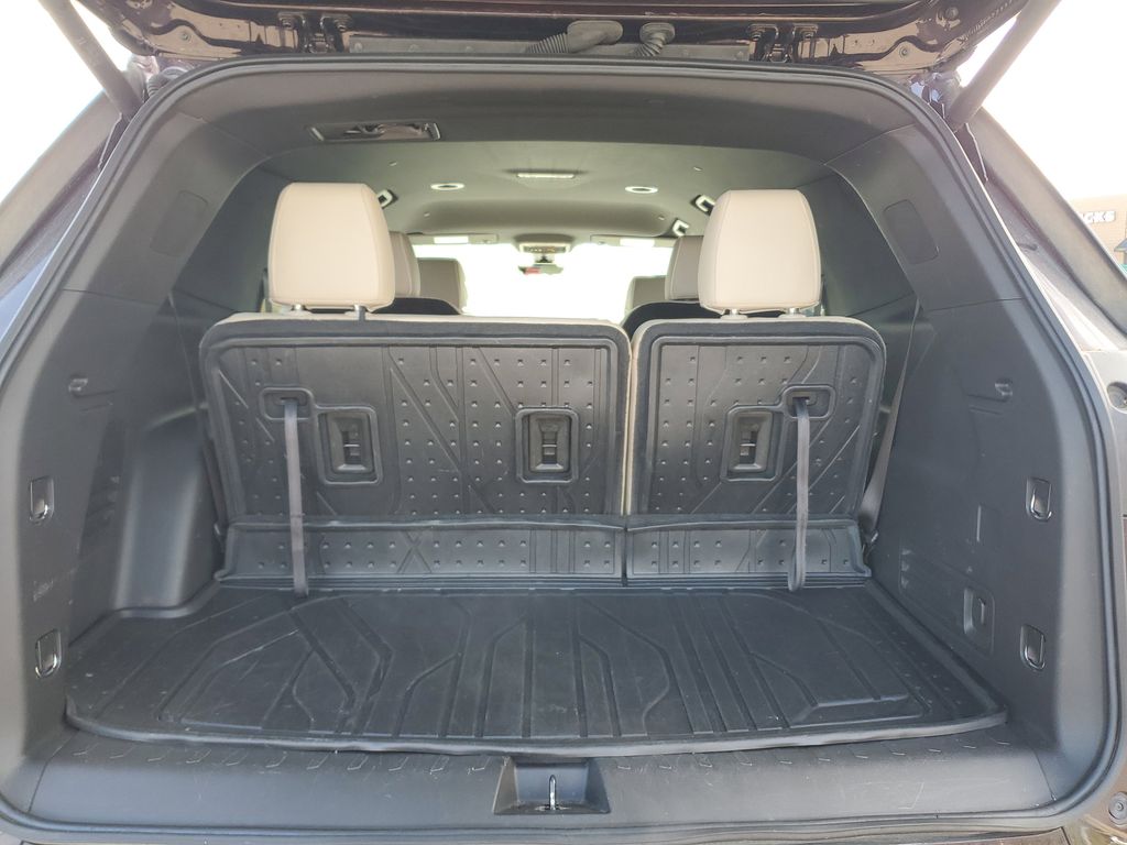 2023 Chevrolet Traverse Premier photo 6
