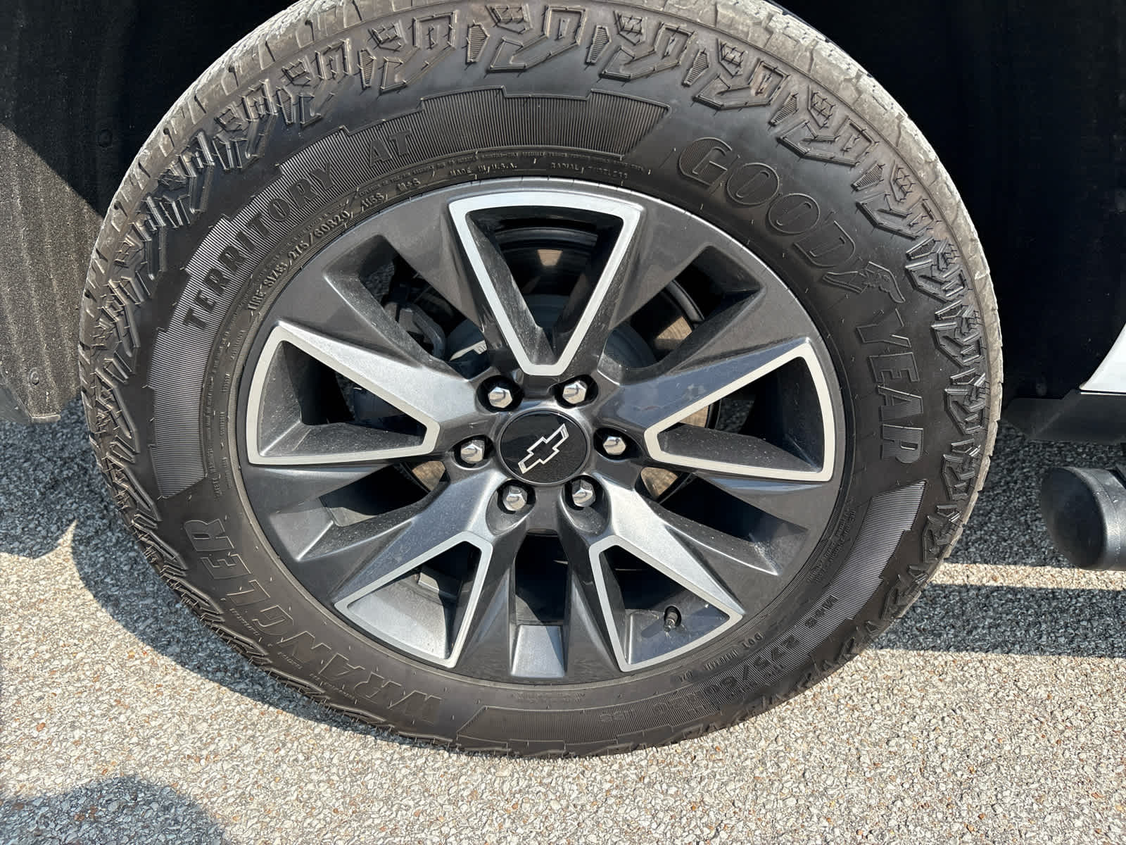 2024 Chevrolet Suburban Z71 photo 39