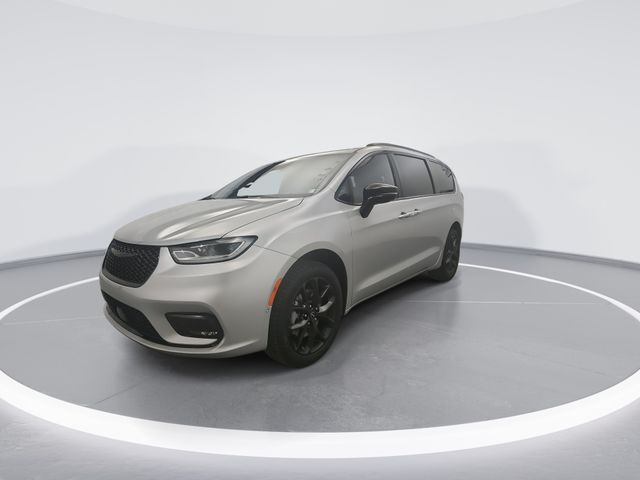 2026 Chrysler Pacifica Limited photo 4