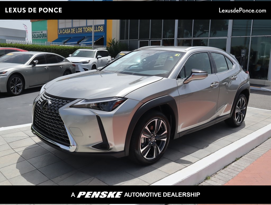 2025 Lexus UX Hybrid 300h's photo