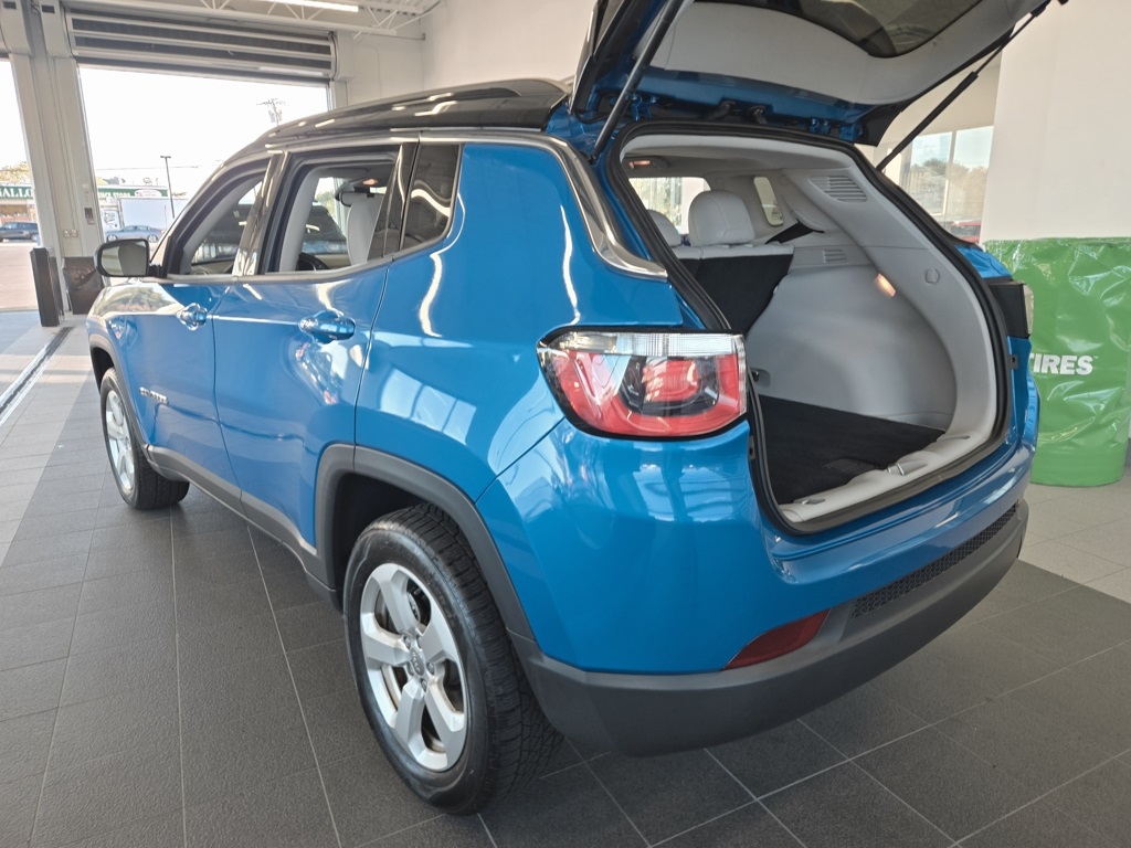 2018 Jeep Compass Latitude photo 9