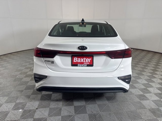 2019 Kia Forte FE photo 5