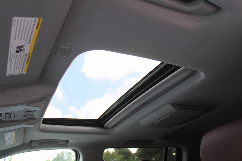 2019 Chevrolet Suburban 1500 Premier photo 56
