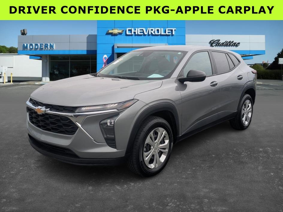 2024 Chevrolet Trax LS's photo
