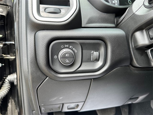 2024 Ram 2500 Big Horn photo 28